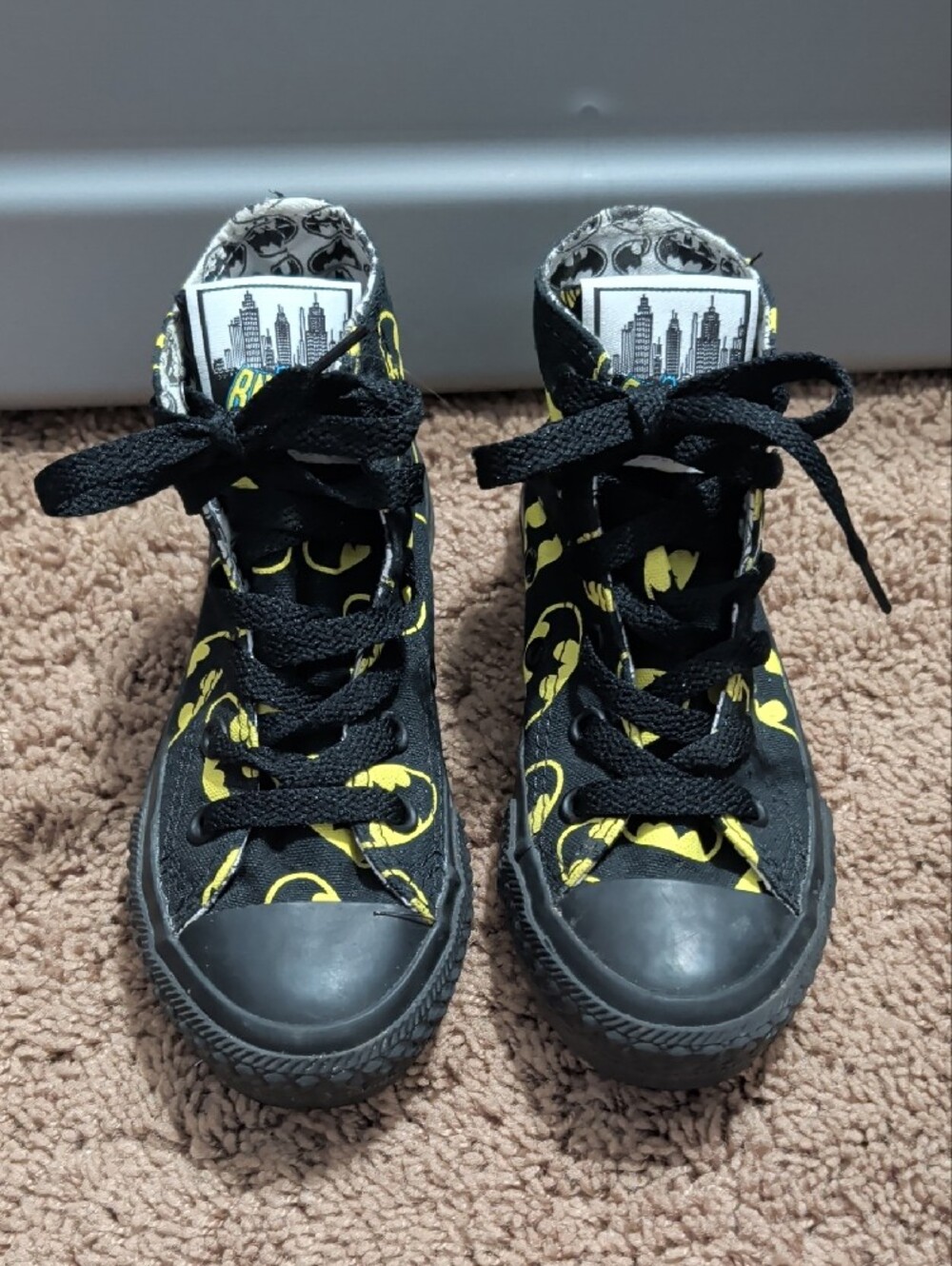 Kids Black & Yellow Batman Logo High-Top Sneakers - Picture 2 of 5